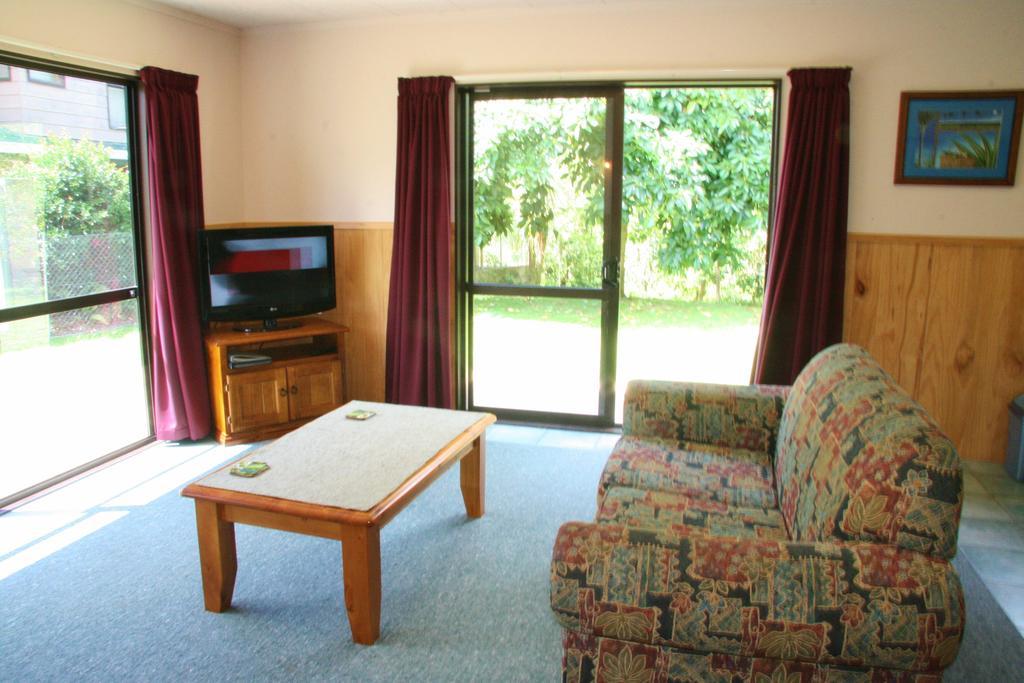 Whangarei Top 10 Holiday Park חדר תמונה
